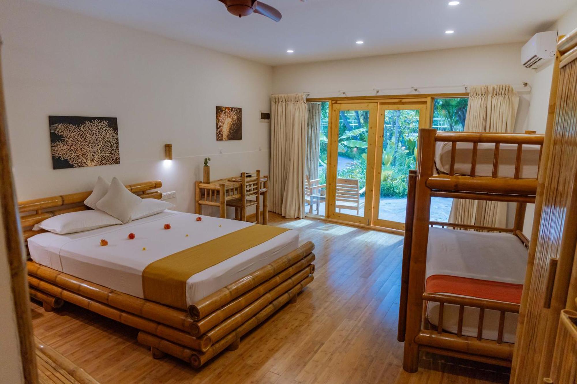 Ecoboo Maldives 호텔 Thinadhoo  외부 사진